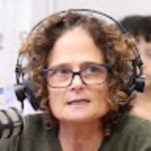 Meet your Posher, Cassy - Picture 1 of 1